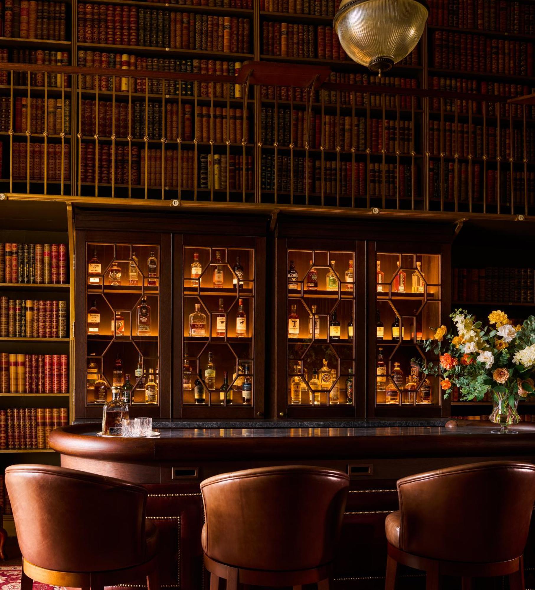 카르톤 하우스 호텔 메이누스 외부 사진 Library Bar