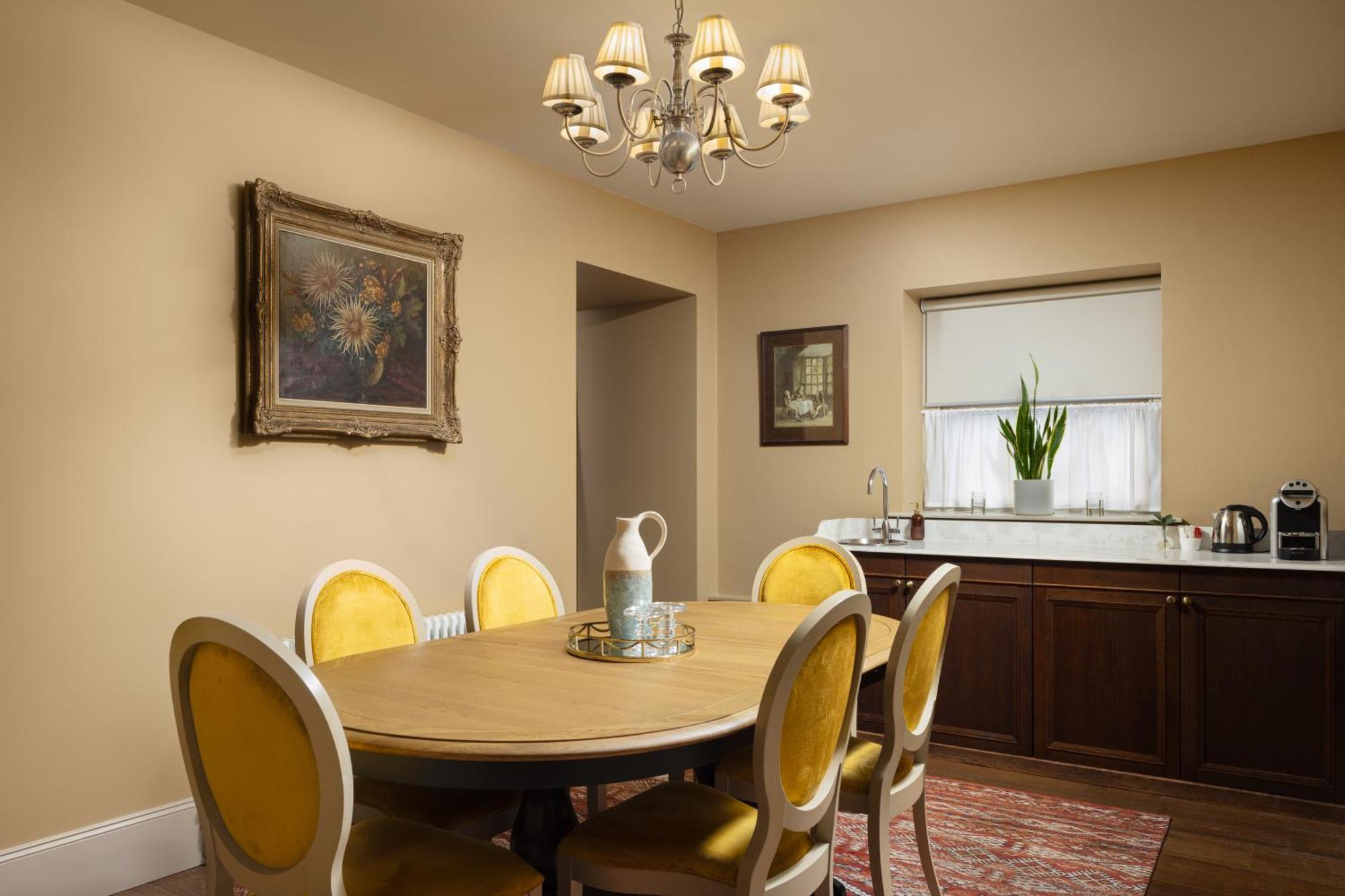 카르톤 하우스 호텔 메이누스 외부 사진 A kitchen in the United States